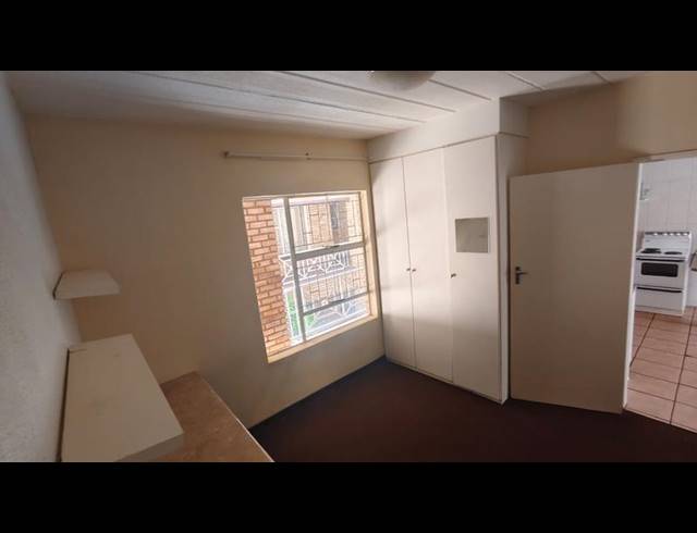 2 BEDROOM APARTMENT FOR SALE IN KANONIERSPARK